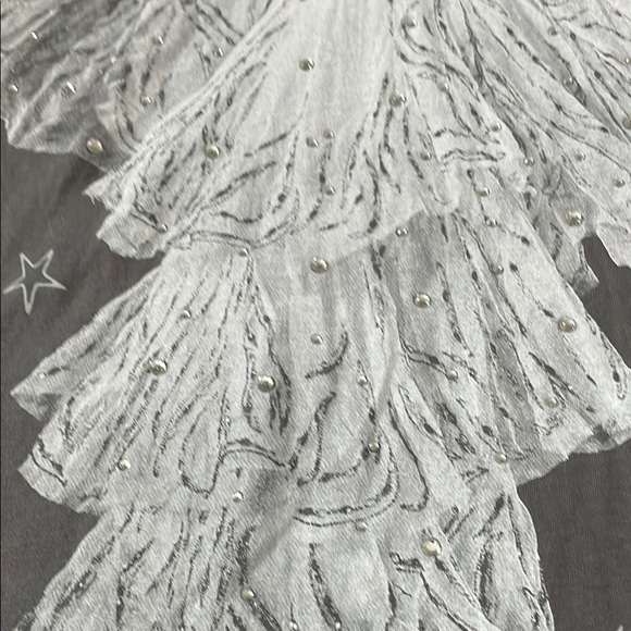 Taylor Swift Gray Graphic T-Shirt - Picture 3 of 4